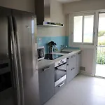 Spacious With Balcony And Sea View Apartamento Antibes
