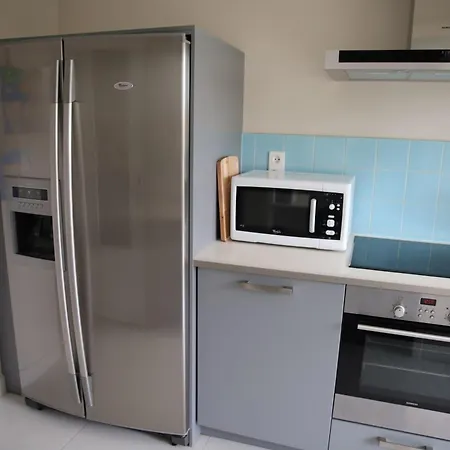 Spacious With Balcony And Sea View